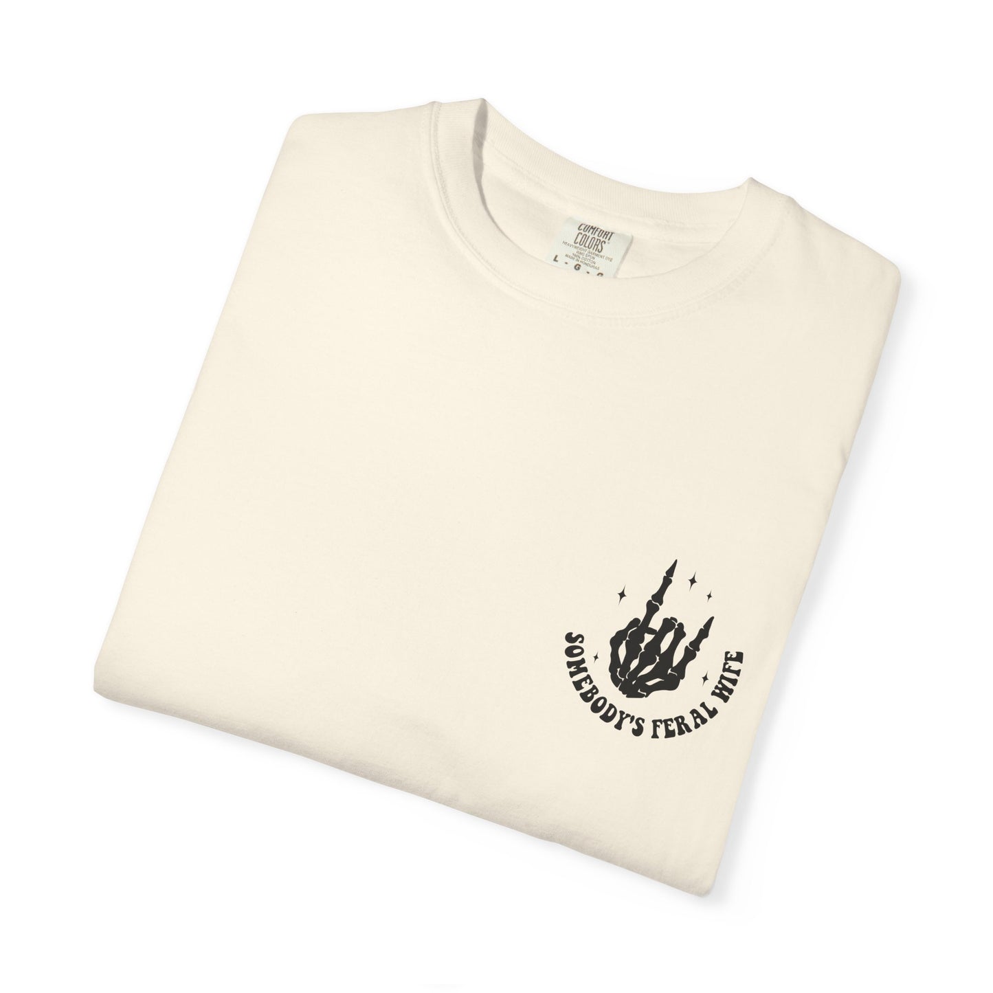SOMEBODY'S FERAL WIFE T-Shirt | Trendy Graphic Tee | Unisex Gift for Her | Casual Wear | Summer Wardrobe Staple | Funny Gift Idea