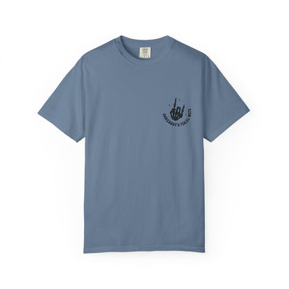 SOMEBODY'S FERAL WIFE T-Shirt | Trendy Graphic Tee | Unisex Gift for Her | Casual Wear | Summer Wardrobe Staple | Funny Gift Idea