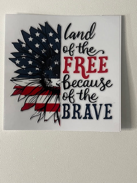 LAND OF THE FREE FLOWER