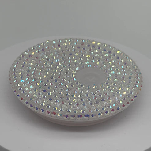 CREAM WHITE RHINESTONE LID